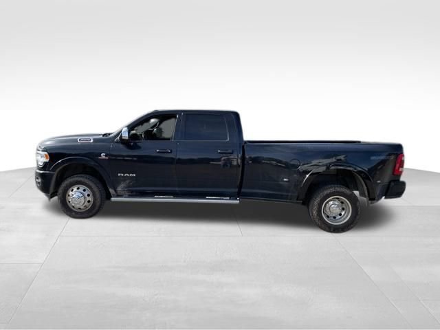 Used 2022 RAM 3500 Laramie image 11