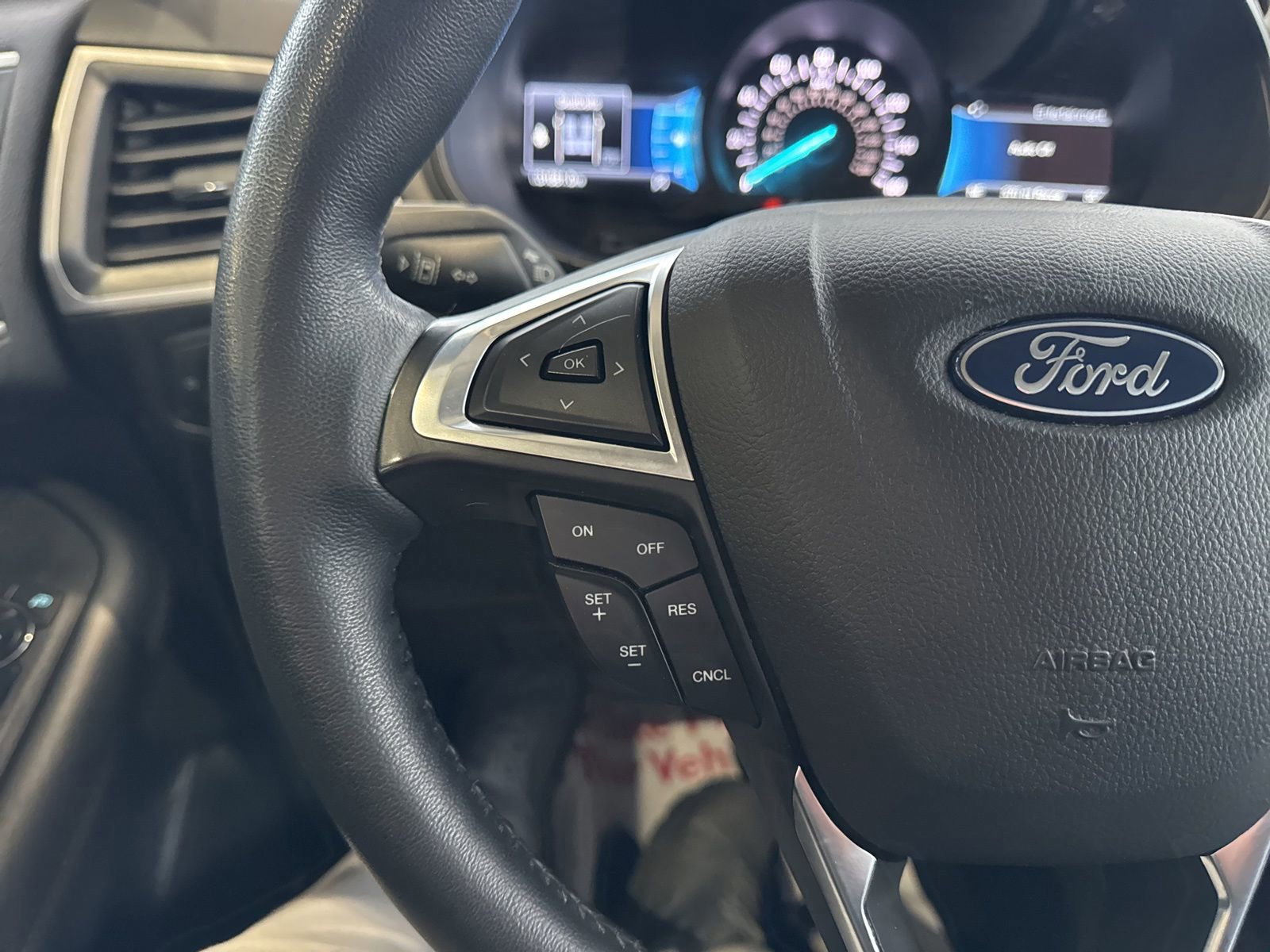 Certified 2023 Ford Edge SEL w/ Convenience Package image 29