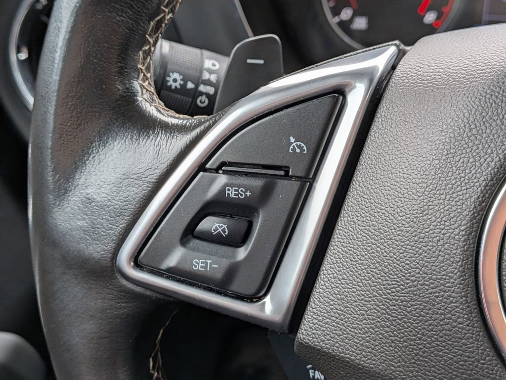 Used 2020 Chevrolet Camaro LT w/ RS Package image 22