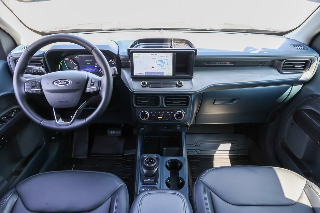 Certified 2024 Ford Maverick Lariat w/ Black Appearance Package FWD image 6