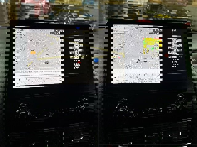 Used 2022 Nissan Armada SL w/ Captain's Chairs Package image 18