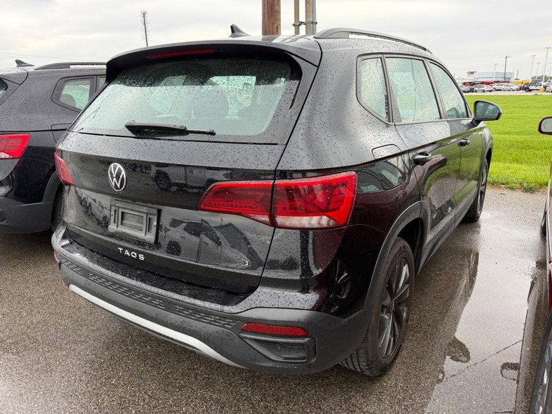 Used 2024 Volkswagen Taos S FWD image 4