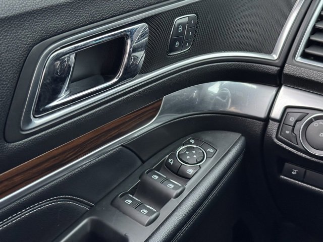 Certified 2018 Ford Explorer Limited image 32
