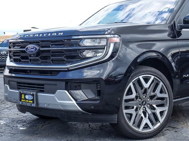 Certified 2025 Ford Expedition Platinum w/ Platinum Ultimate Package AWD/4WD image 3