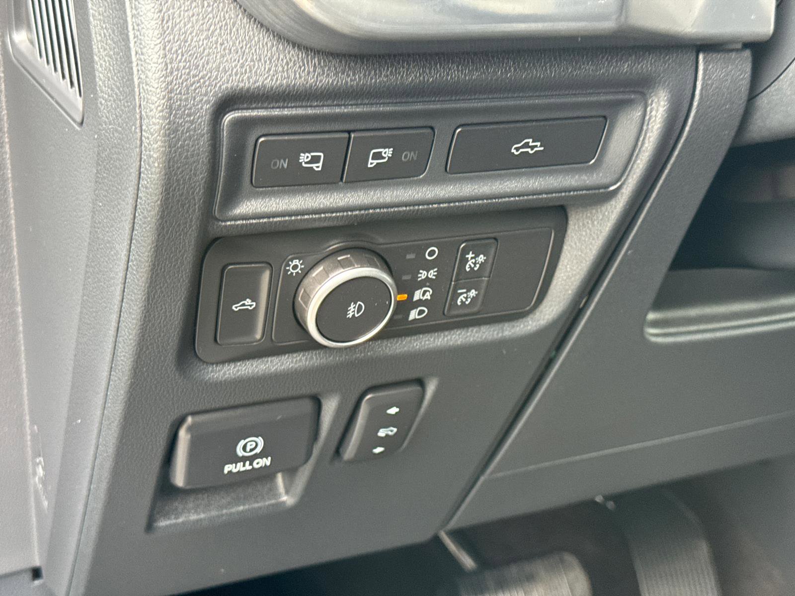 Certified 2021 Ford F150 Lariat image 28