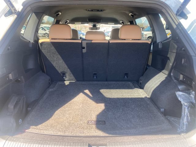 Used 2022 Volkswagen Tiguan SE AWD/4WD image 10
