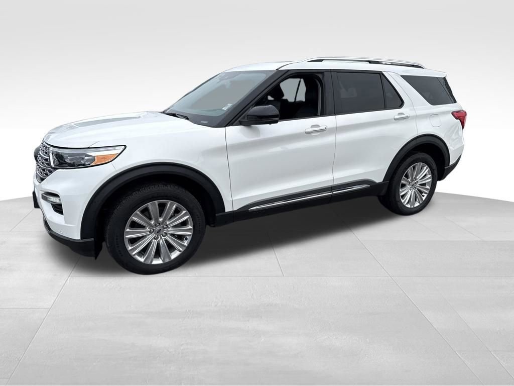 Certified 2022 Ford Explorer Limited w/ Hybrid Equipment Group 310A image 2