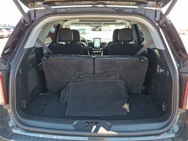 Certified 2023 Ford Explorer Limited w/ Limited Technology Package image 30