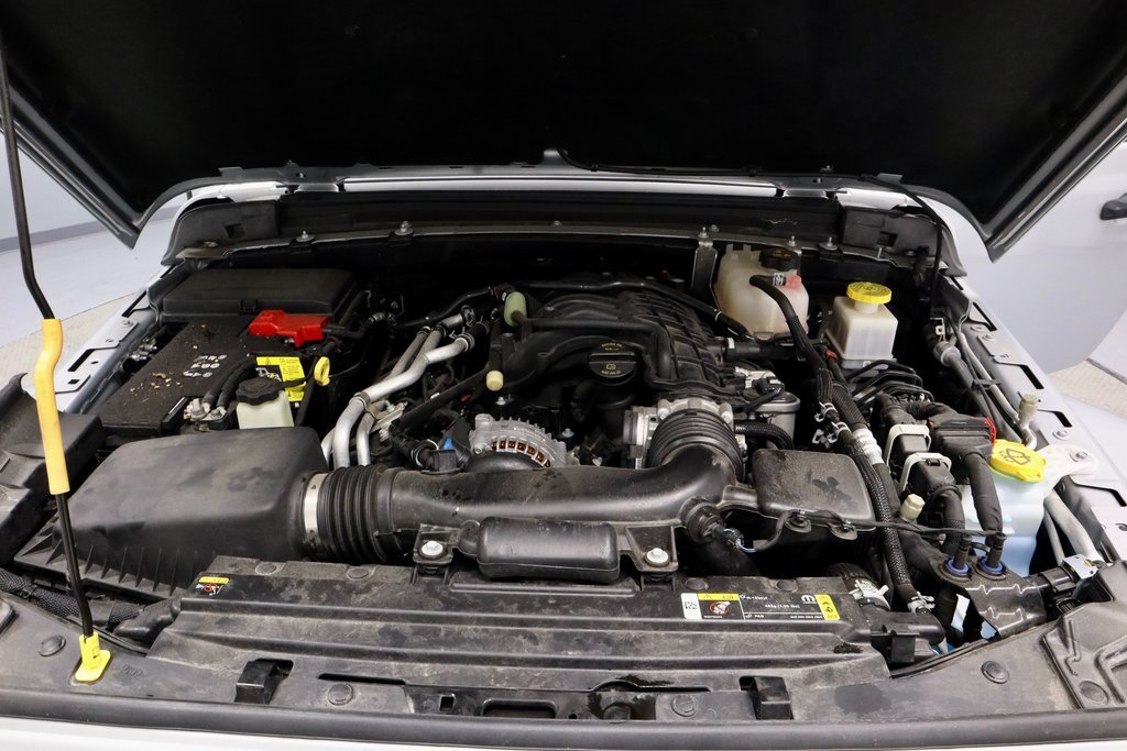 Used 2023 Jeep Gladiator Sport image 16