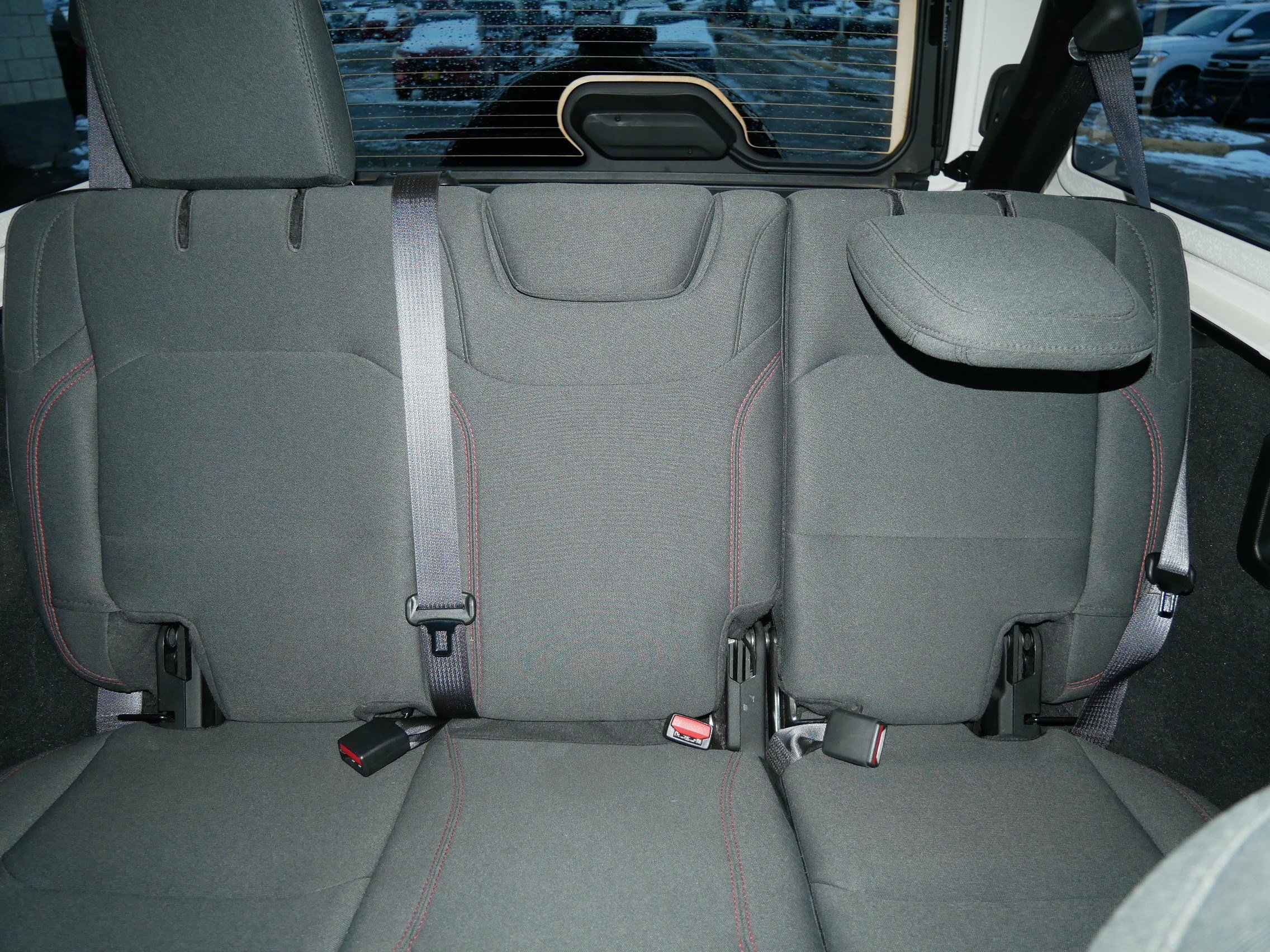 Used 2024 Jeep Wrangler Rubicon image 11