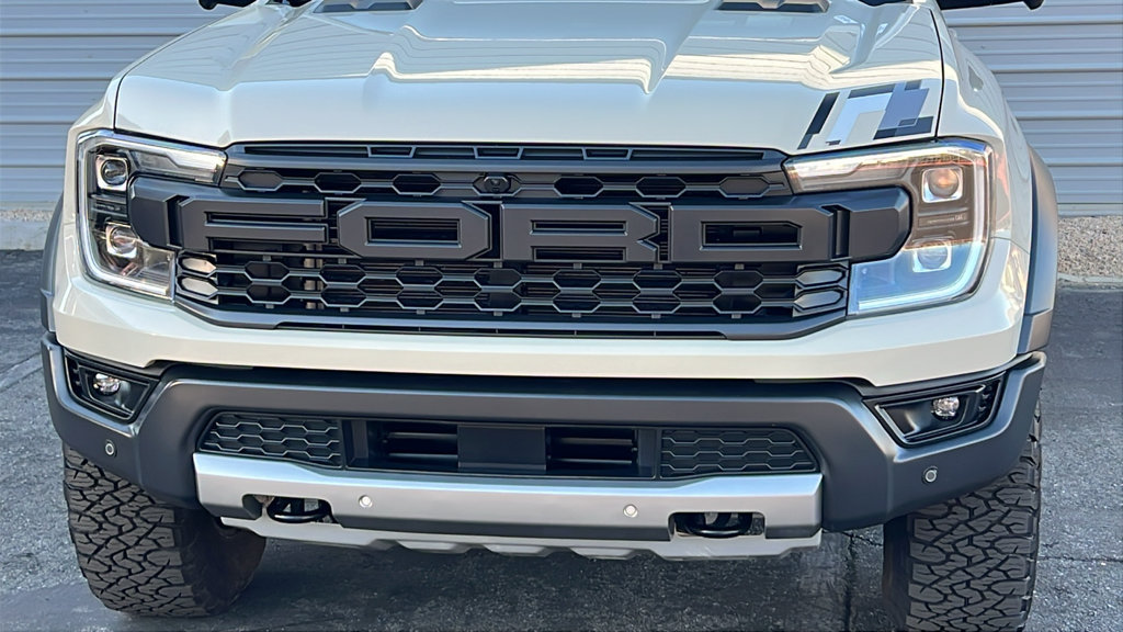 Certified 2025 Ford Ranger Raptor AWD/4WD image 3
