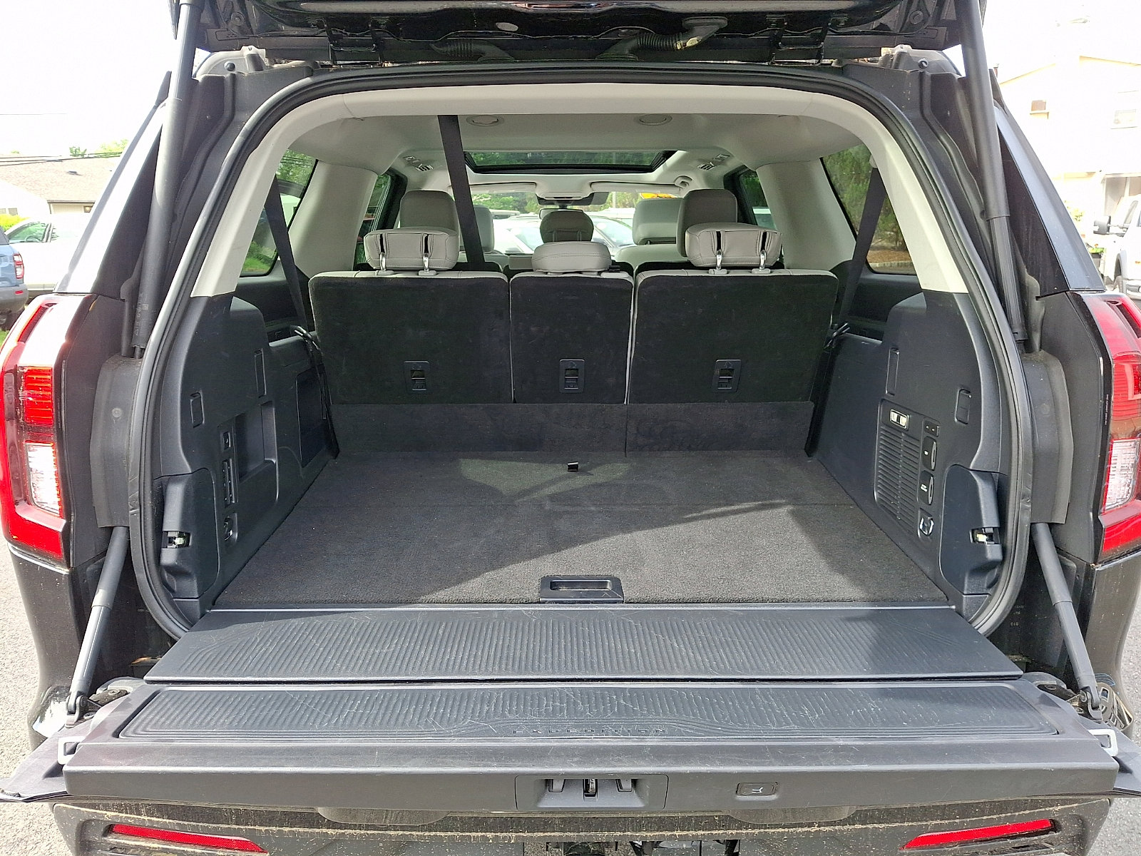 Certified 2025 Ford Expedition Max Active AWD/4WD image 31