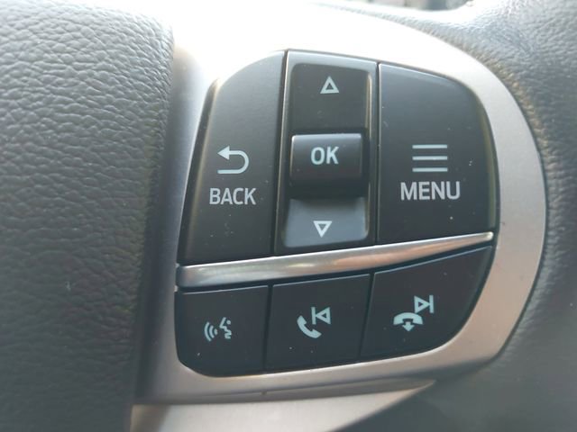 Certified 2022 Ford Explorer XLT w/ Equipment Group 202A AWD/4WD image 18