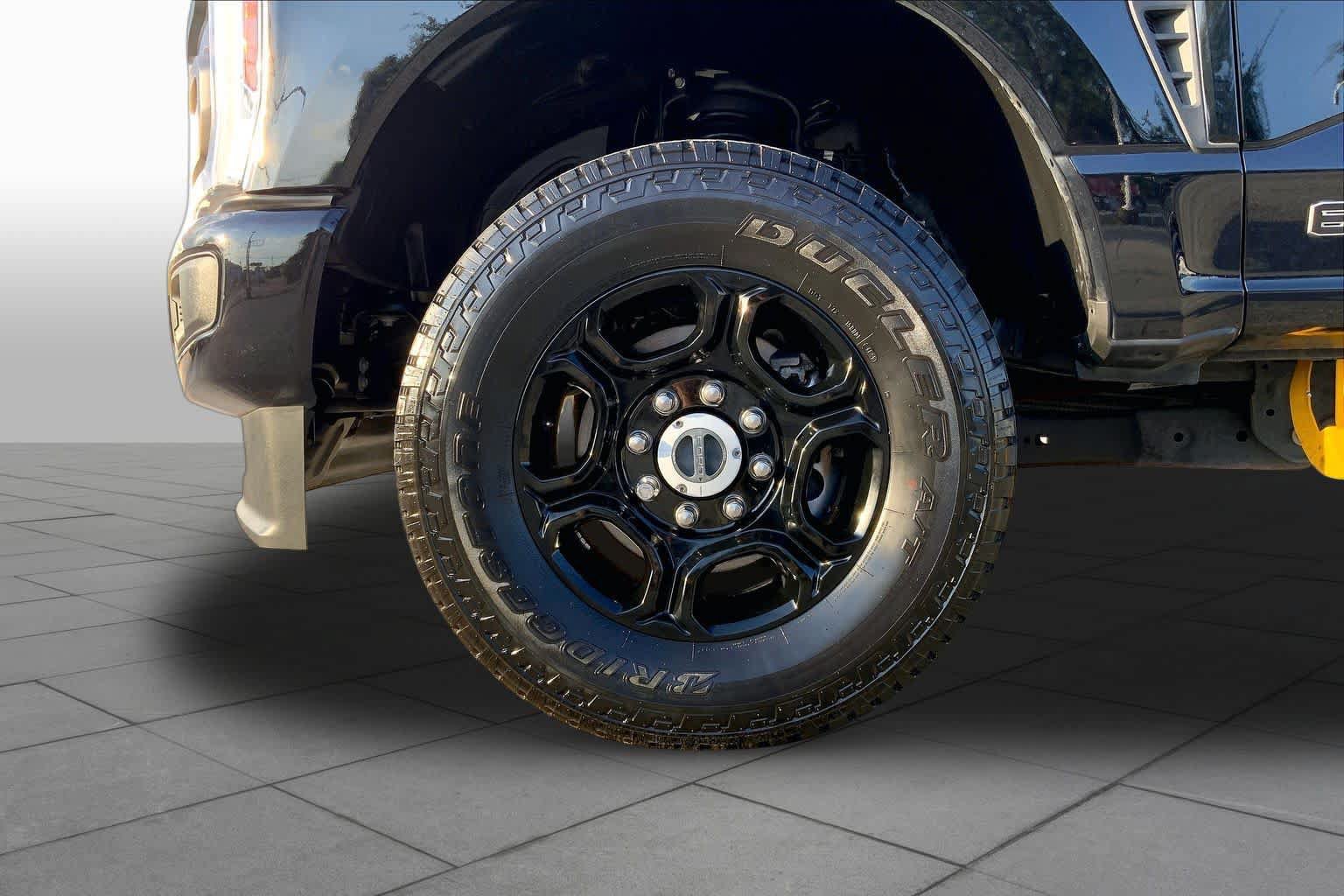 Certified 2024 Ford F250 XL w/ STX Appearance Package AWD/4WD image 11