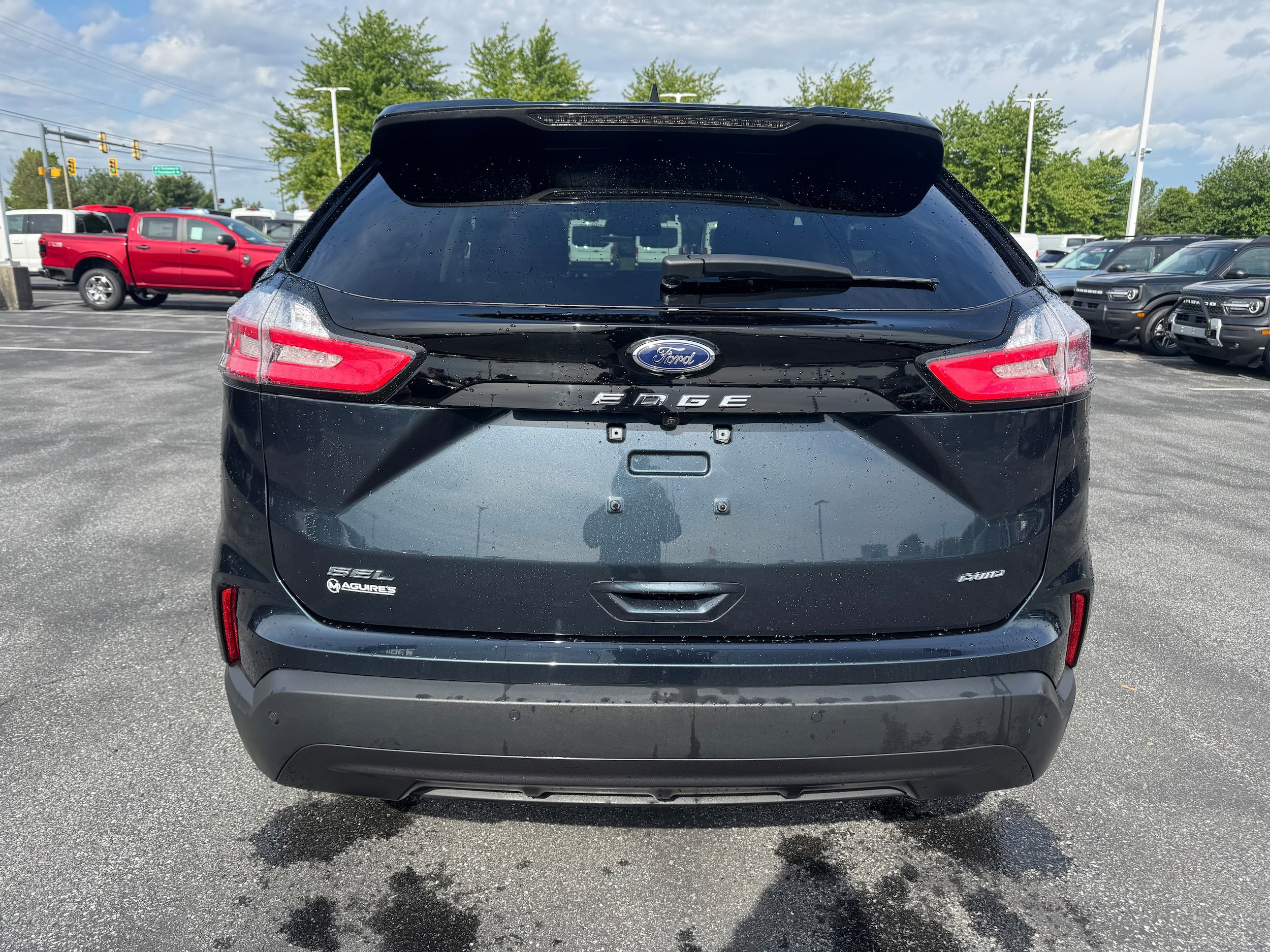 Certified 2024 Ford Edge SEL w/ Sport Appearance Package AWD/4WD image 4