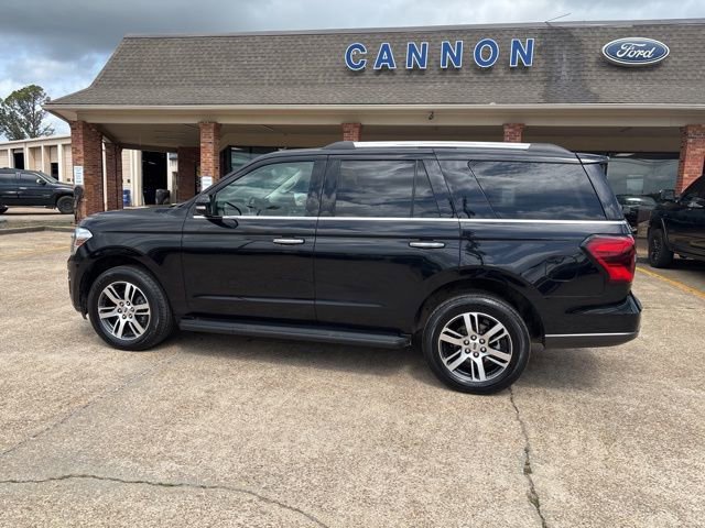 Certified 2024 Ford Expedition Limited AWD/4WD image 3