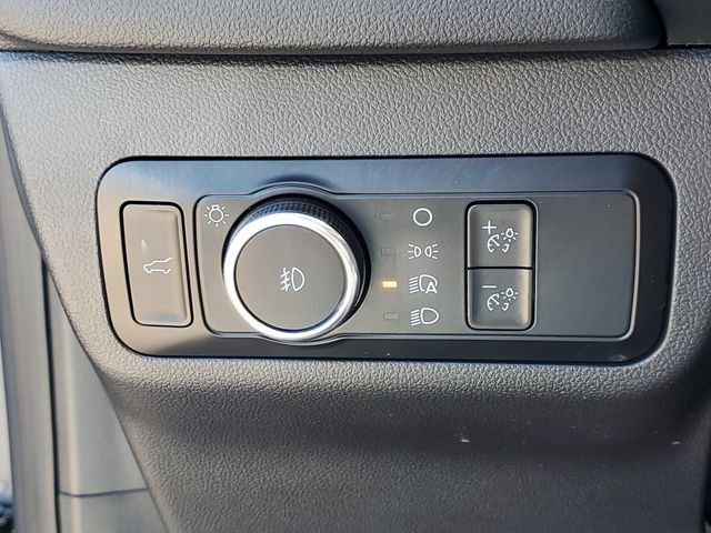 Certified 2024 Ford Escape ST-Line Select w/ Tech Pack #1 AWD/4WD image 14