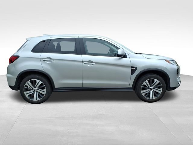 Used 2024 Mitsubishi Outlander Sport ES AWD/4WD image 13