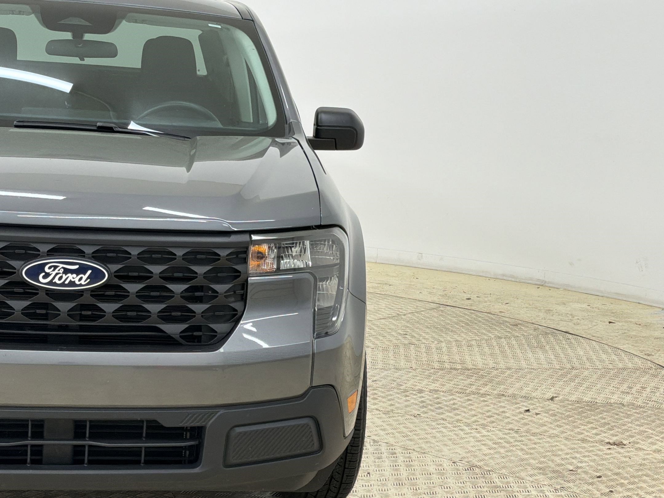 Certified 2025 Ford Maverick XL image 11