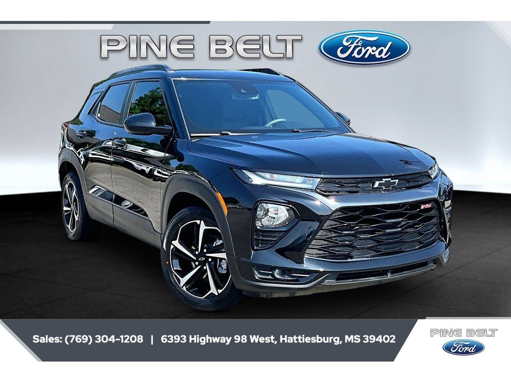 Used 2022 Chevrolet TrailBlazer RS w/ Convenience Package FWD image 1