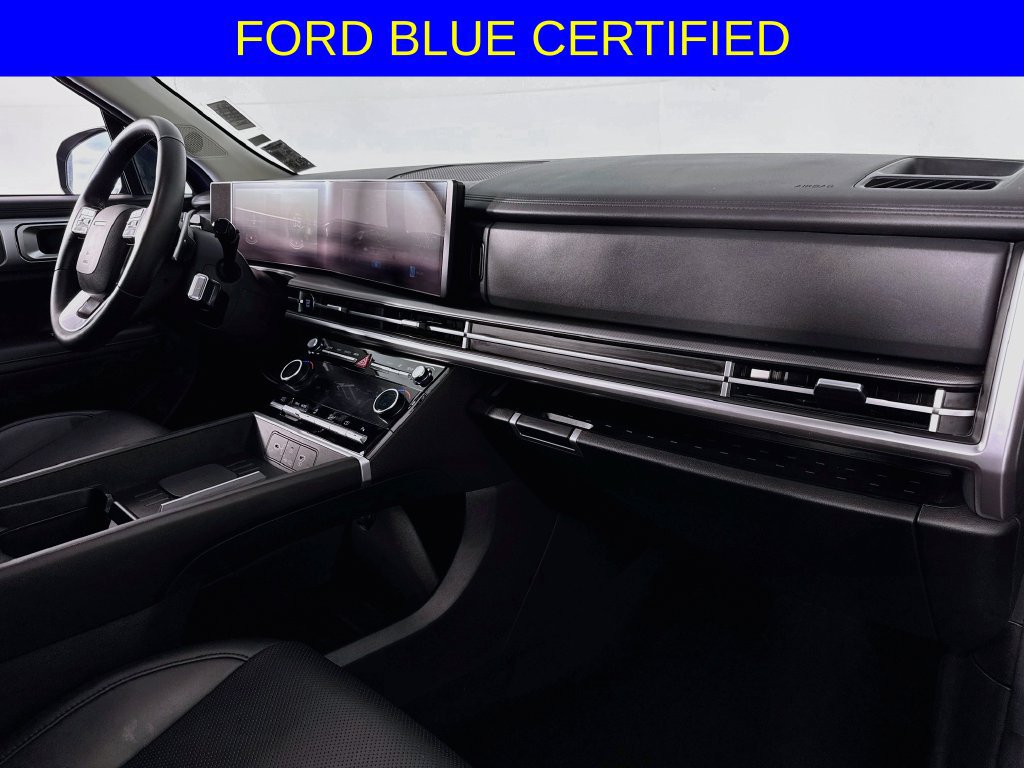 Used 2026 Hyundai Santa Fe SEL FWD image 31