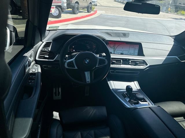 Used 2023 BMW X5 sDrive40i w/ M Sport Package RWD image 23