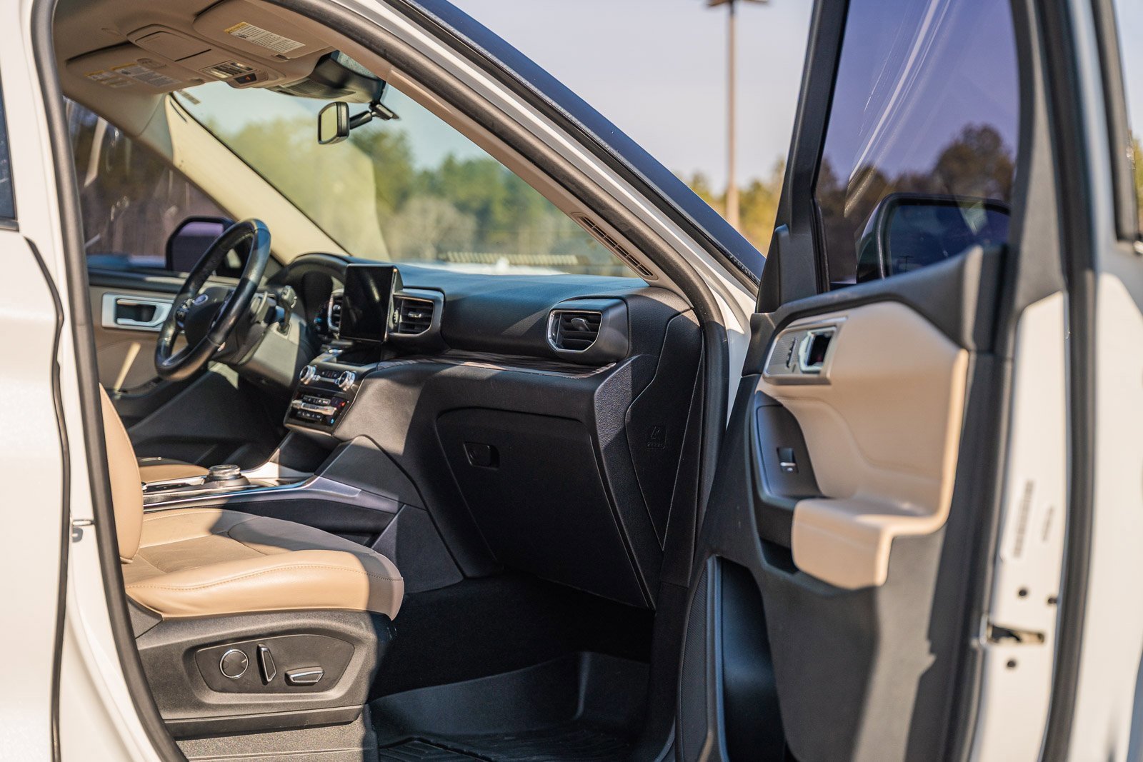 Certified 2020 Ford Explorer Limited image 15