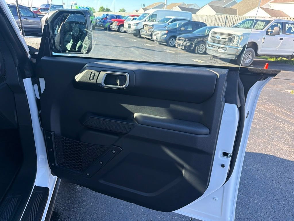 Certified 2025 Ford Bronco Badlands AWD/4WD image 37