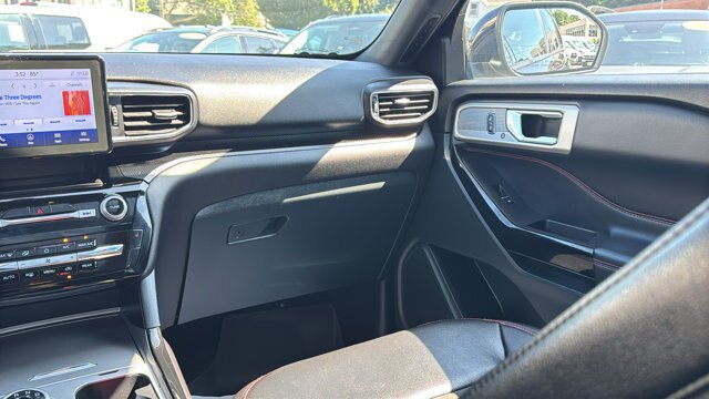 Certified 2023 Ford Explorer ST-Line w/ Class IV Trailer Tow Package AWD/4WD image 20