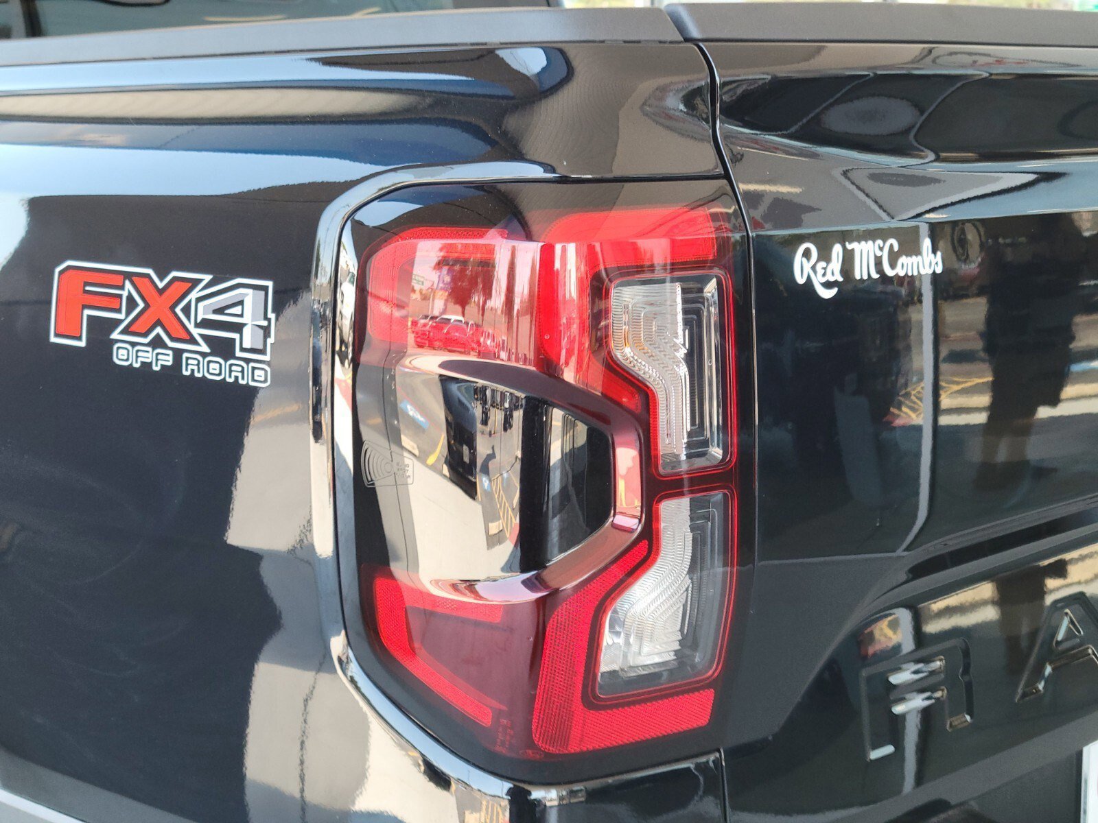 Certified 2024 Ford Ranger XLT w/ FX4 Off-Road Package image 9