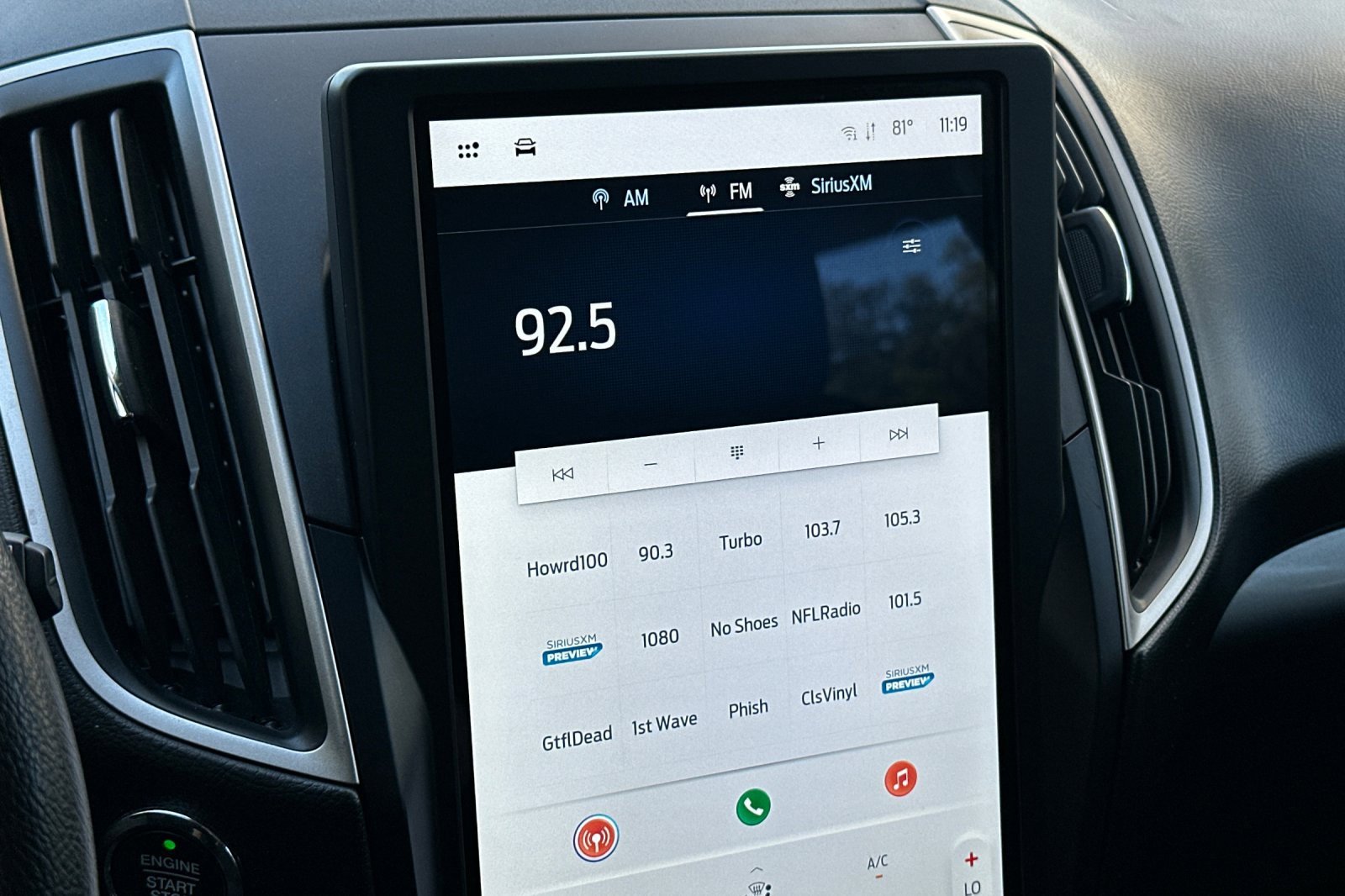 Certified 2022 Ford Edge SE w/ Black Appearance Package image 17