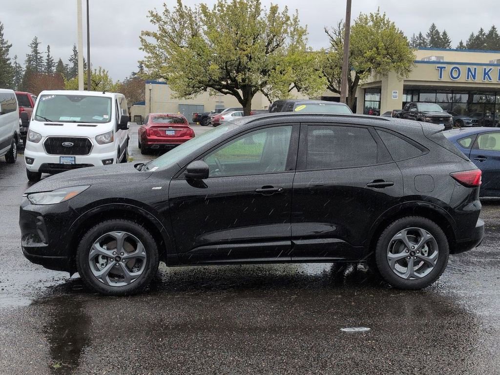 Certified 2024 Ford Escape ST-Line w/ Tech Pack #1 image 2