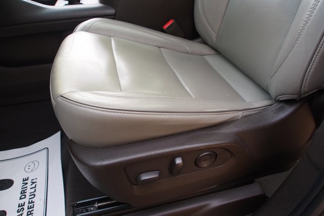 Used 2021 GMC Yukon SLT w/ SLT Luxury Plus Package image 22