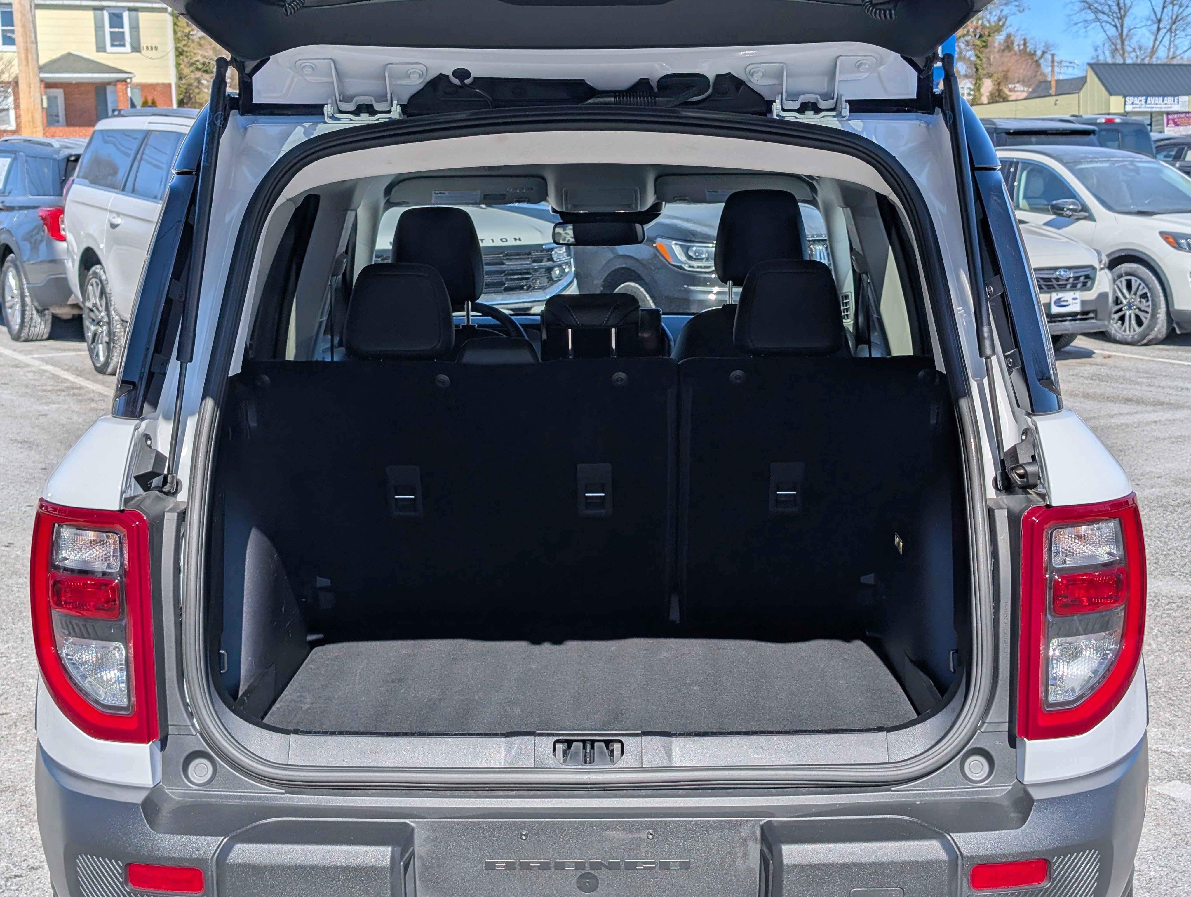 Certified 2025 Ford Bronco Sport Outer Banks w/ Outer Banks Tech Package+ image 14