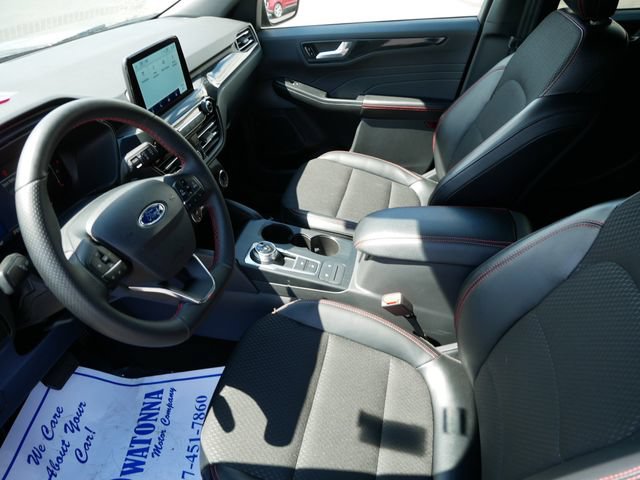 Certified 2025 Ford Escape ST-Line AWD/4WD image 7
