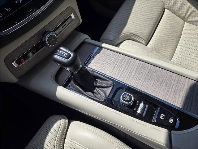 Used 2021 Volvo XC90 T6 Inscription w/ Advanced Package AWD/4WD image 18