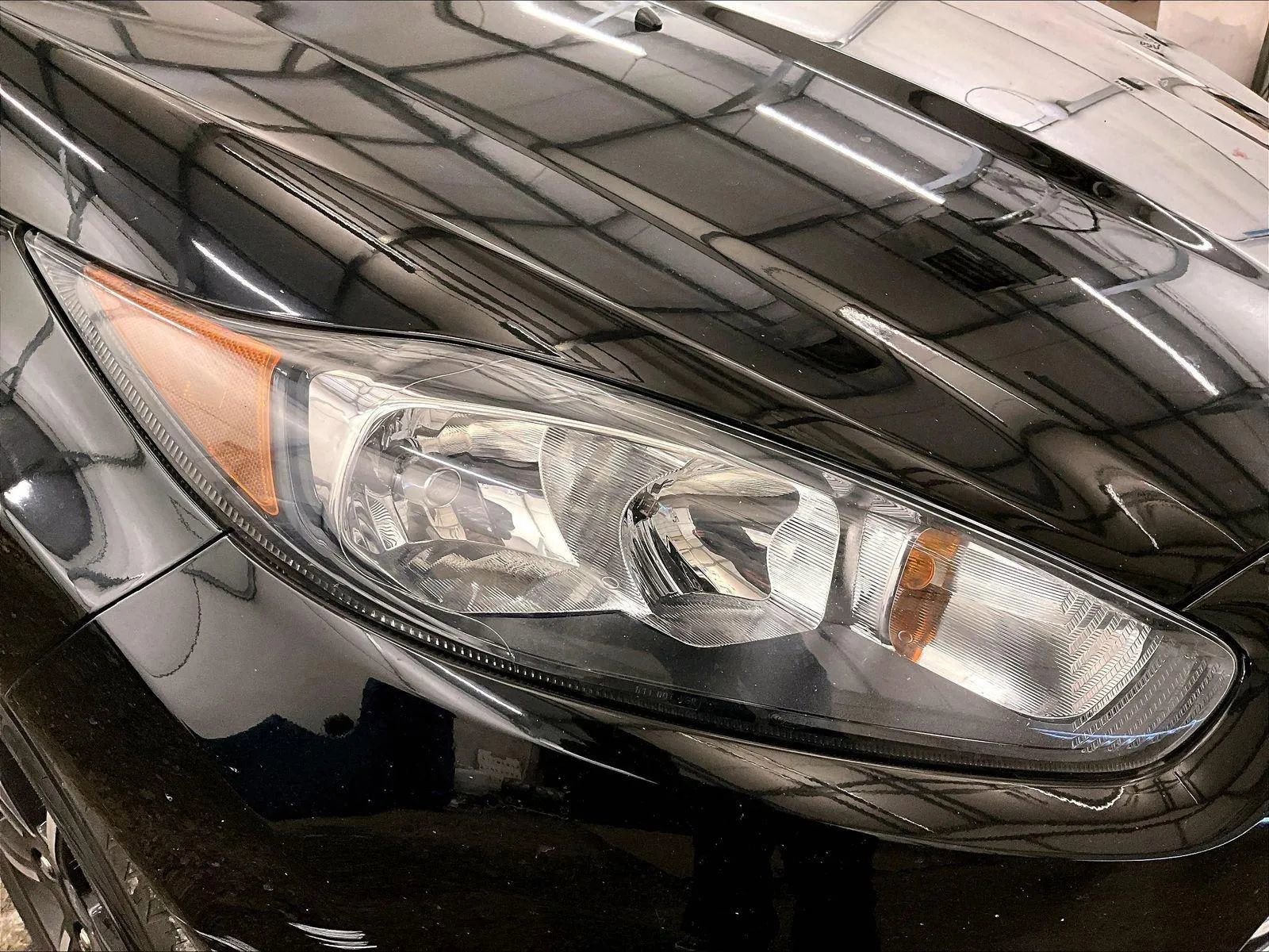 Certified 2019 Ford Fiesta SE image 27