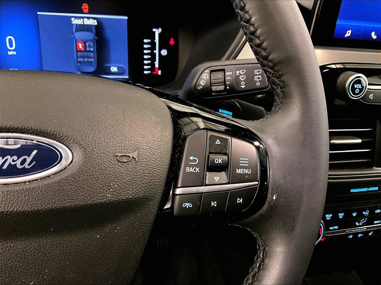 Certified 2023 Ford Escape Active AWD/4WD image 18