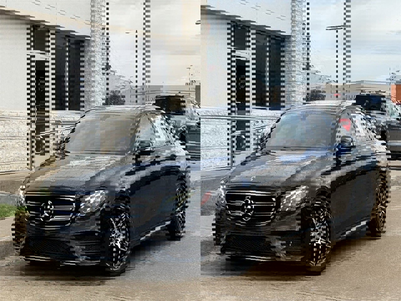 Used 2019 Mercedes-Benz E 300 w/ AMG Line Exterior image 2