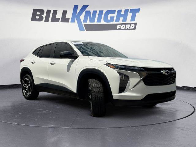 Used 2024 Chevrolet Trax RS w/ Driver Confidence Package FWD image 7