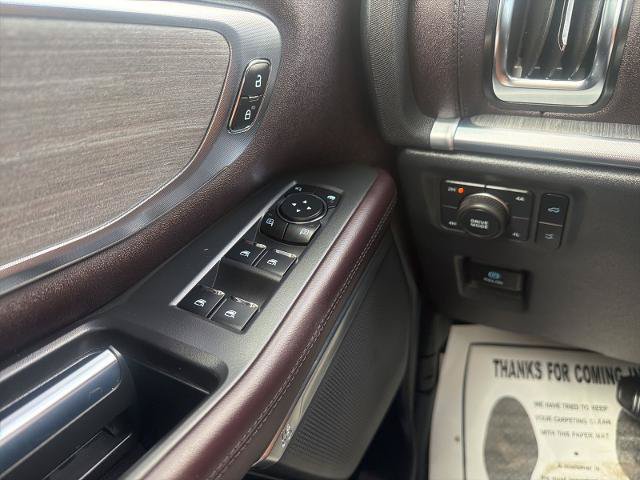 Certified 2025 Ford Expedition Platinum w/ Platinum Ultimate Package AWD/4WD image 20
