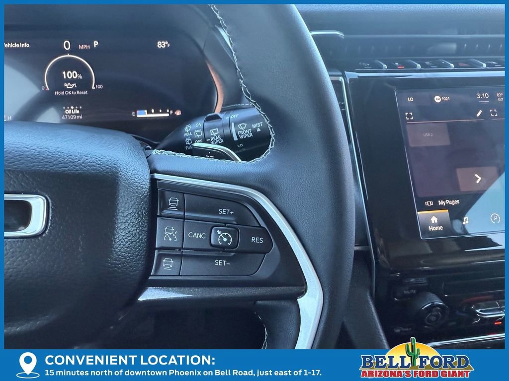 Used 2023 Jeep Grand Cherokee L Laredo image 29