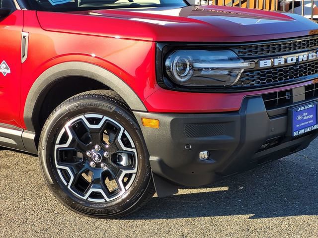 Certified 2025 Ford Bronco Sport Outer Banks w/ Outer Banks Tech Package+ image 2