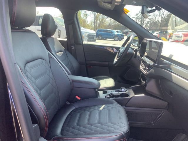 Certified 2023 Ford Escape ST-Line Elite w/ Premium Technology Package image 15