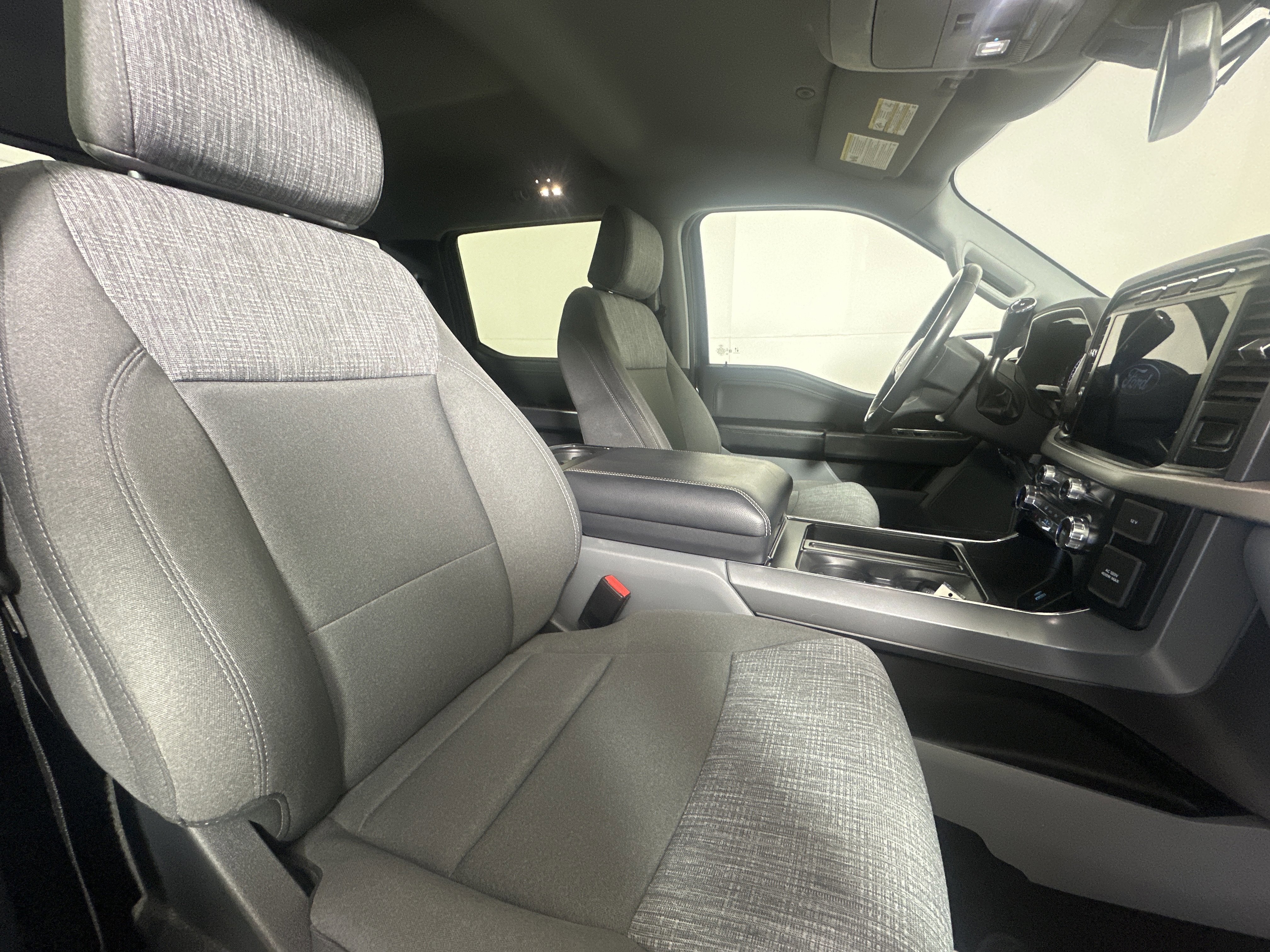 Certified 2022 Ford F150 XLT w/ Equipment Group 302A High image 26