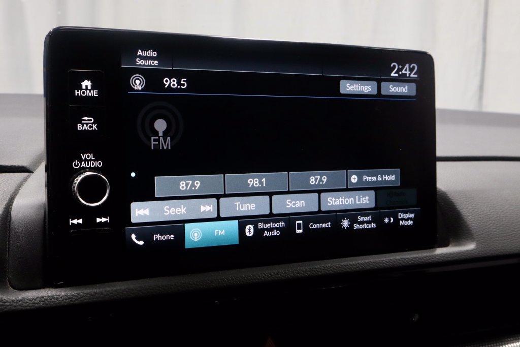 Used 2025 Honda CR-V EX-L image 3