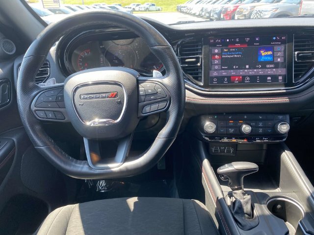 Used 2025 Dodge Durango GT AWD/4WD image 12