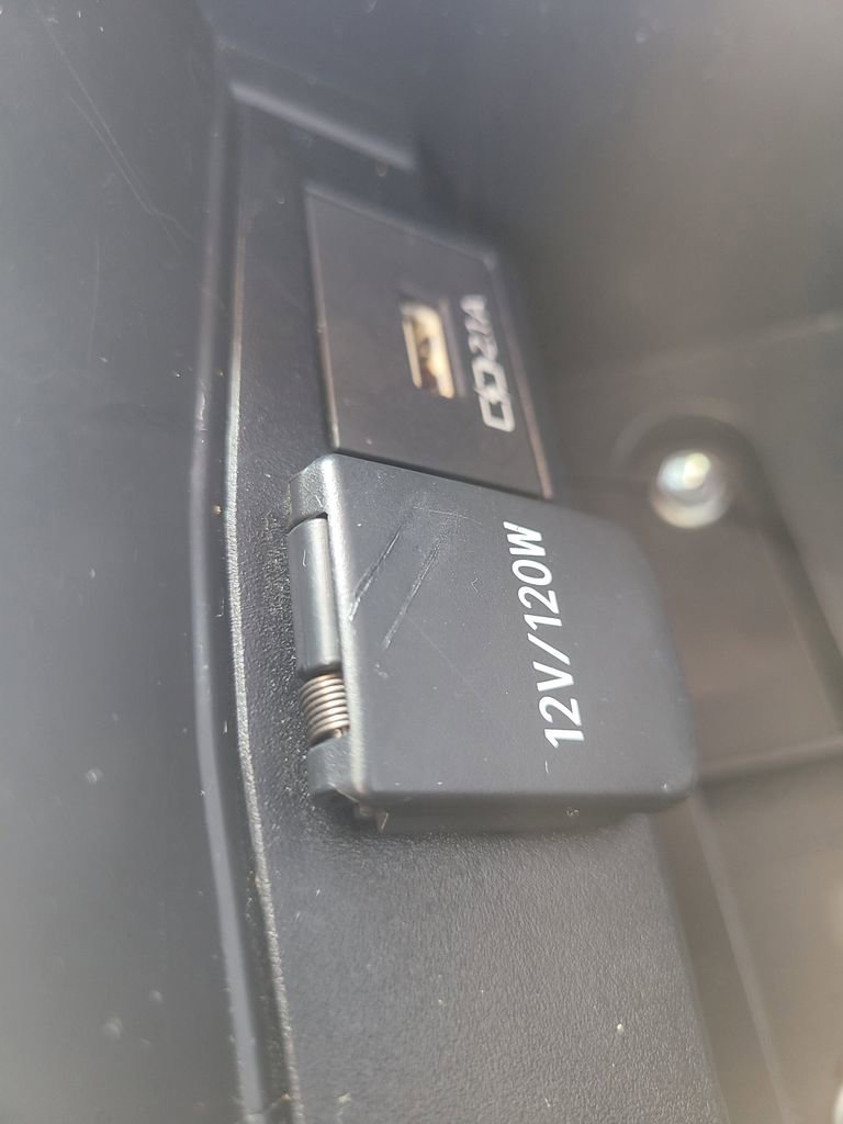 Used 2021 Toyota Corolla LE FWD image 21