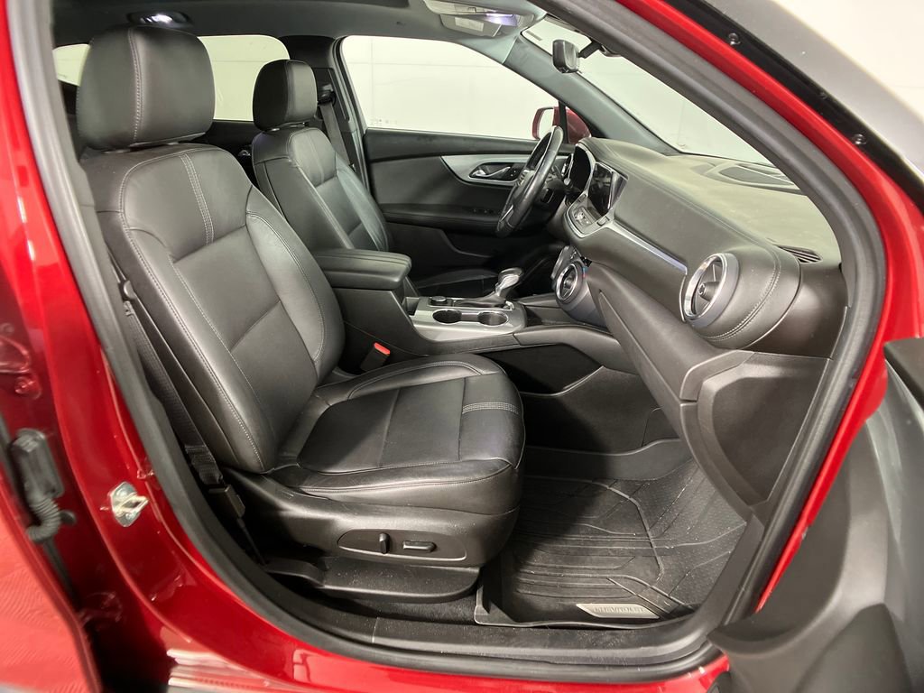Used 2019 Chevrolet Blazer LT w/ Sun and Wheels Package image 11