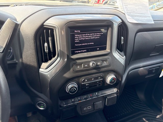 Used 2025 Chevrolet Silverado 1500 Custom w/ Turbomax Blackout Package AWD/4WD image 19